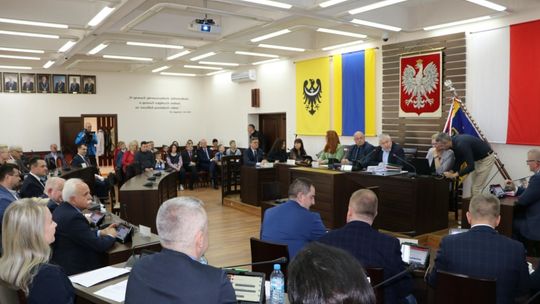 31 SIERPNIA SESJA POWIATU DZIERŻONIOWSKIEGO