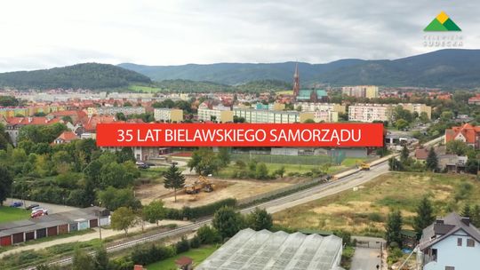35 lat bielawskiego samorządu