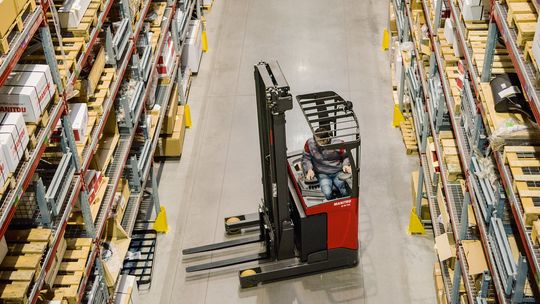 5 rzeczy, które warto wiedzieć o wózku wysokiego składowania