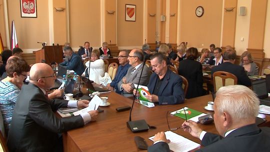 ABSOLUTORIUM NA SESJI RADY POWIATU KŁODZKIEGO