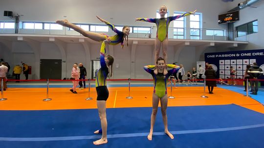 Akrobatyka Sportowa Dzierżoniów zdobywa SREBRO godnie reprezentując Dzierżoniów!