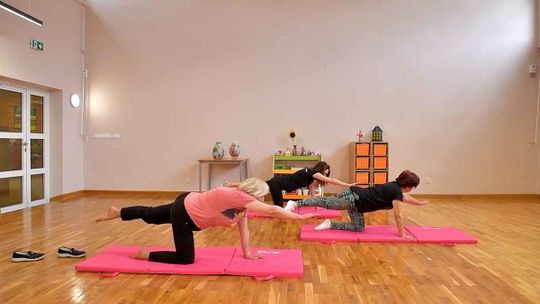 AKTYWNY SENIOR - KREATYWNY SENIOR – ĆWICZENIA RUCHOWE CZ. 4