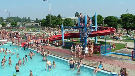 BASEN W DZIERŻONIOWIE CZYNNY OD 28 CZERWCA