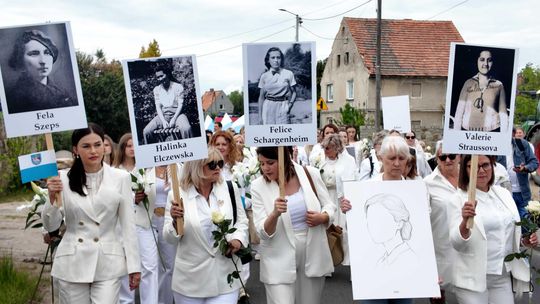 Biel symbolem pamięci i sprzeciwu. W Rogoźnicy przeszedł II Biały Marsz