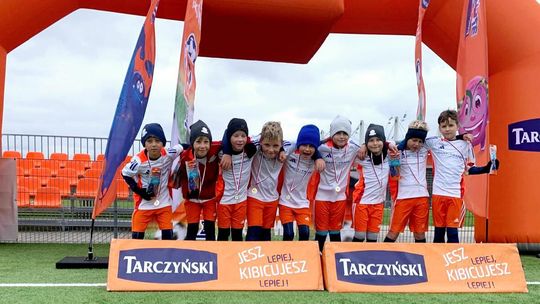 Bielawa dziecięcą piłką stoi. Sukces Siódemki.