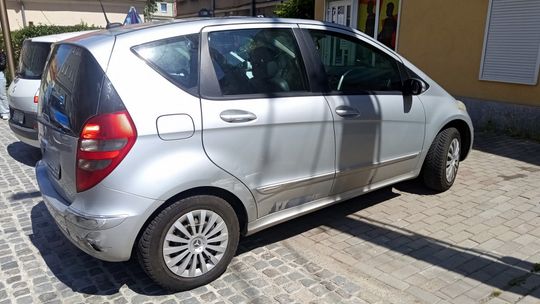 Bielawa. Zderzenie BMW z Mercedesem