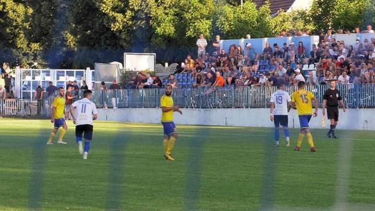 BIELAWIANKA POKONAŁA LECHIĘ DZIERŻONIÓW AŻ 4:1