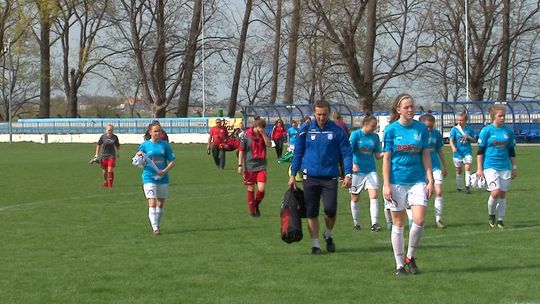 BIELAWSKIE DZIEWCZYNY POKONAŁY 3:1  KKS ZABRZE