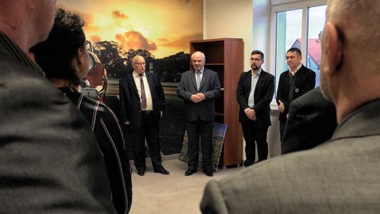 BIURO POSELSKIE MARKA DYDUCHA W BIELAWIE