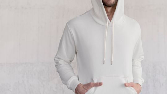 Bluzy firmowe z logo - idealny sposób na promocję marki