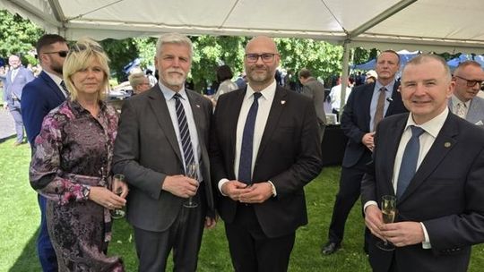Burmistrz Kłodzka gościł w Ambasadzie RP w Pradze