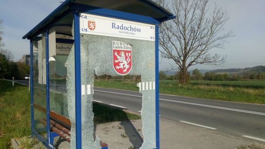 BURMISTRZ LĄDKA ZDROJU WYZNACZYŁ NAGRODĘ ZA UJĘCIE SPRAWCY!!!