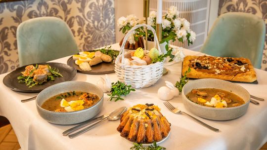 CATERING WIELKANOCY Z HOTELU DĘBOWY