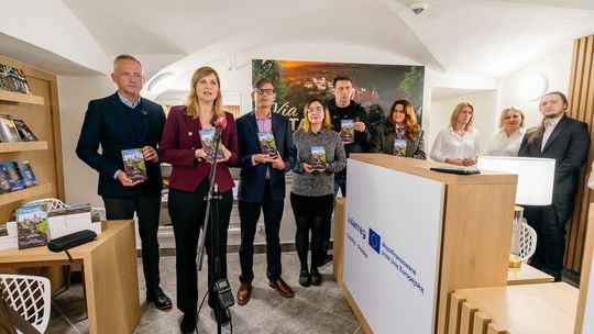 Centrum Informacji Turystycznej i autoryzowany przewodnik miały dziś swój debiut w Zamku Książ