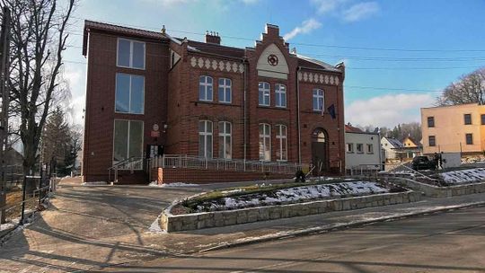 CENTRUM USŁUG SOCJALNYCH W JEDLINIE ZDROJU