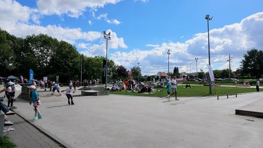 Charytatywne zawody rolkarskie w Bielawie dla małej Marysi