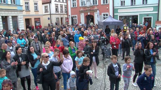 CHARYTATYWNIE DLA POGORZELCÓW W LĄDKU ZDROJU