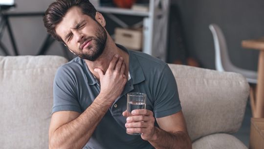 Co na zapalenie krtani u dorosłych?