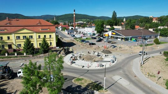 Czasowe zamknięcie skrzyżowania w Pieszycach