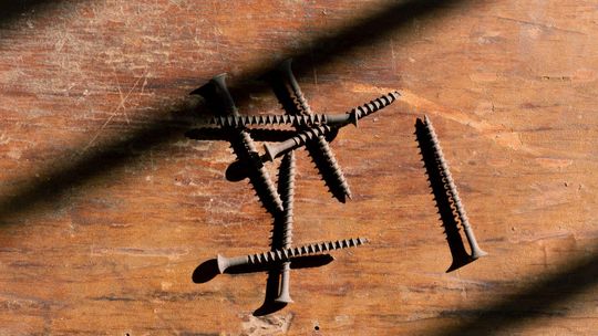 Czym różnią się wkręty ciesielskie TORX 4 mm, 4,5 mm i 5 mm?