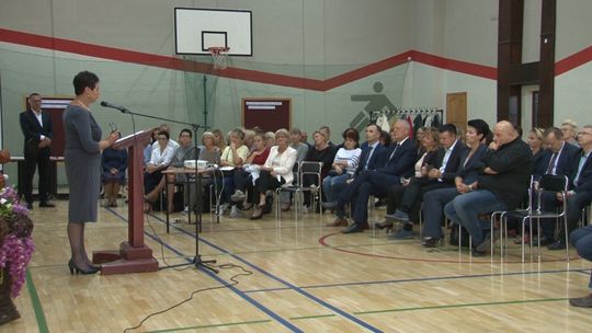 DEBATA OŚWIATOWA W DZIERŻONIOWIE