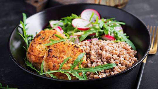 Dieta Dąbrowskiej a zdrowie jelit: Jak post wspiera mikroflorę jelitową?