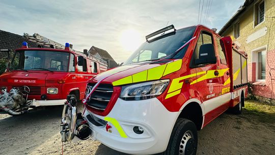 Do OSP Witostowice trafił nowy wóz strażacki