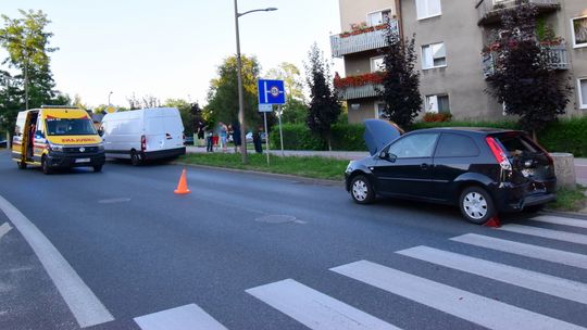 Dwie osoby ranne w wypadku na Bielawskiej