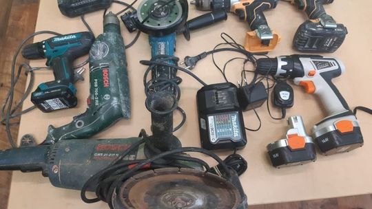 DWÓCH MĘŻCZYZN ODPOWIE ZA PRZESTĘPSTWO PRZECIWKO MIENIU