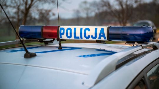 Dwóch nietrzeźwych kierujących hulajnogami elektrycznymi zatrzymanych przez dzierżoniowskich policjantów