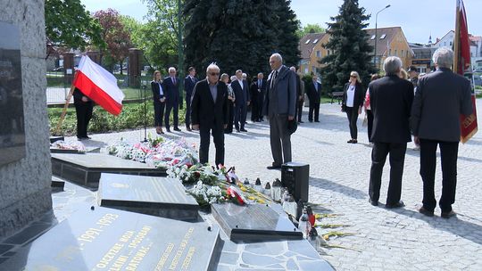 Dzień Pamięci Ofiar Zbrodni Katyńskiej w Dzierżoniowie