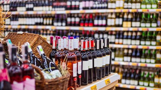 Dzierżoniów. Czy ograniczyć sprzedaż alkoholu w nocy?