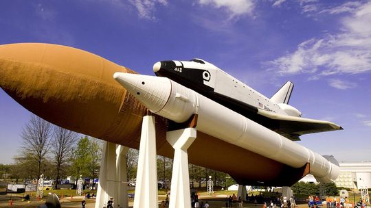 Dzierżoniów kosmicznie dumny! Uczniowie SP 9 lecą na Space Camp w USA!