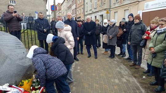 Dzierżoniów. Międzynarodowy Dzień Pamięci o Ofiarach Holokaustu