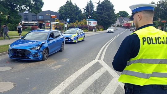 Dzierżoniów. Zderzenie Fordów na Piastowskiej