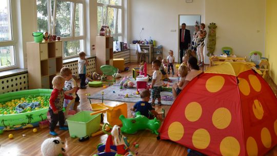 Dzierżoniowskie prezentacje żłobków – dlaczego są organizowane?