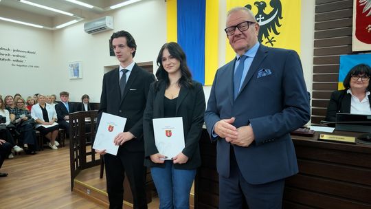 Edukacja w centrum uwagi podczas sesji Rady Powiatu Dzierżoniowskiego