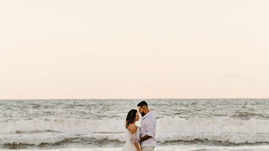 Efektowna suknia ślubna