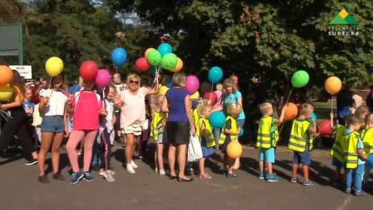 FESTYN I PARAOLIMPIADA NA POŻEGNANIE LATA W LEGNICY