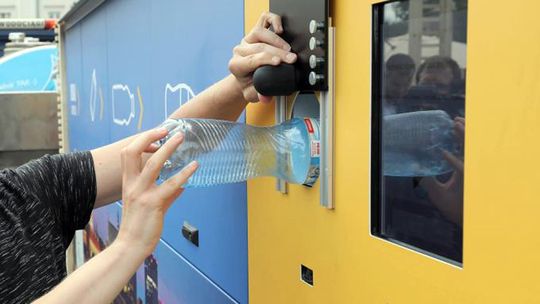 GMINA BIELAWA WYGRAŁA W KONKURSIE RECYKLOMAT