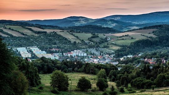 GMINA MIEJSKA NOWA RUDA DOŁĄCZYŁA DO LOT AW