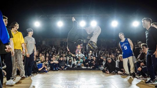 GRZEGORZ GNIWECKI FINALISTĄ RED BULL BC ONE CYPHER POLAND