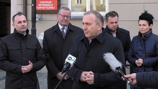 GRZEGORZ SCHETYNA I SAMORZĄDOWCY Z REGIONU ZAANGAŻOWANI W KAMPANIĘ PREZYDENCKĄ