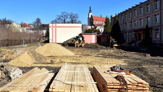 Hala sportowa przy Szkole Podstawowej nr 9 - prace ziemne