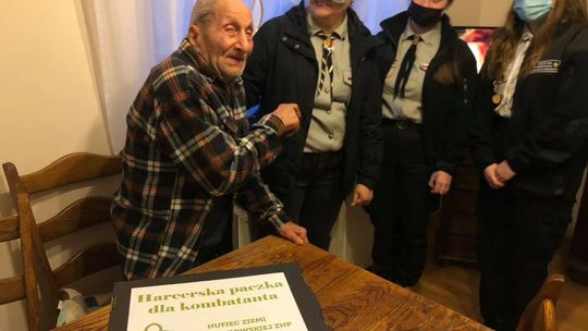 HARCERSKA PACZKA DLA KOMBATANTA