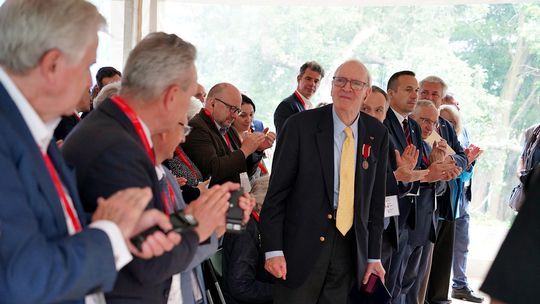 HELMUTH CASPAR GRAF VON MOLTKE HONOROWYM OBYWATELEM GMINY ŚWIDNICA