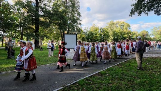 III Bielawski Dzień Poloneza w Parku Miejskim