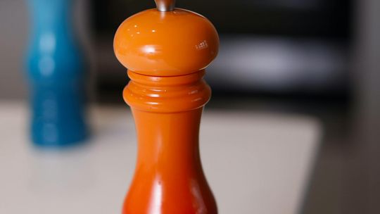 Jak młynki do przypraw mogą odmienić smak Twoich potraw?