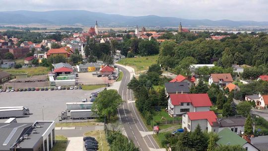 JAK NOWE - CICHA, SZPITALNA I OKRZEI W DZIERŻONIOWIE