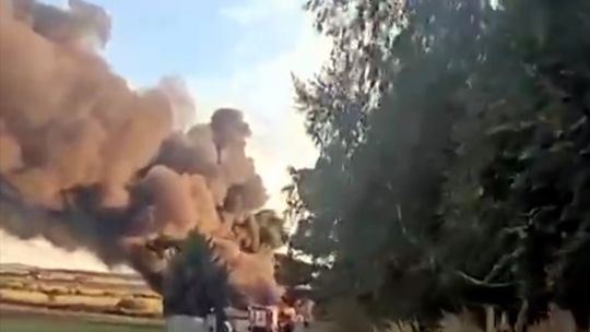 Jordanów Ślaski, pożar zabudowań gospodarczych i ciężarówki